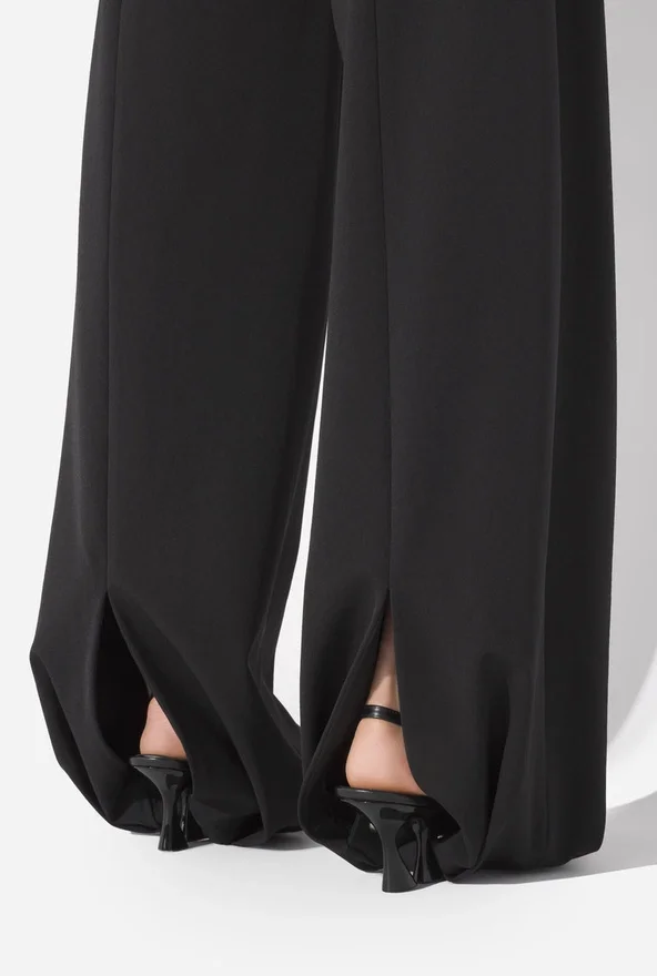 The Black Stirrup Pants The Black Stirrup Pants