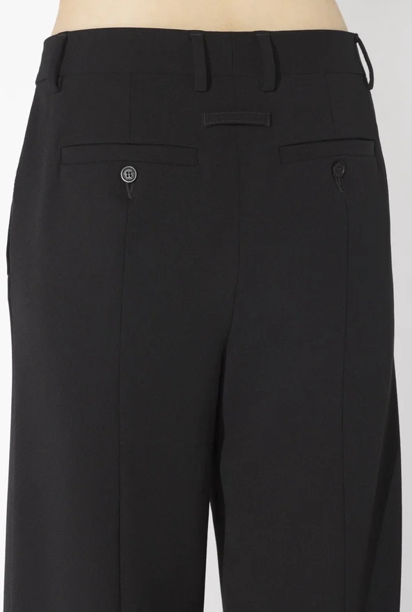 The Black Stirrup Pants The Black Stirrup Pants