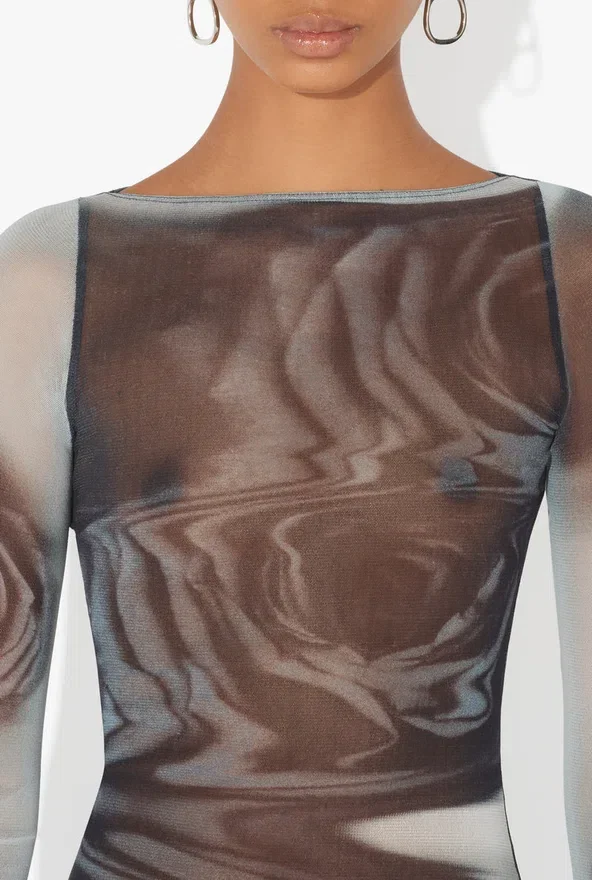 The Gray Blurry Roses Top The Gray Blurry Roses Top