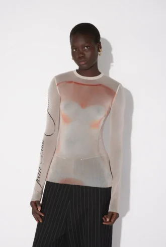 the le classique top 1 330x491 - The &ldquo;Le Classique&rdquo; Top