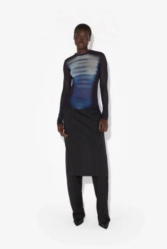 the le male top 2 330x491 - The &ldquo;Le Male&rdquo; Top