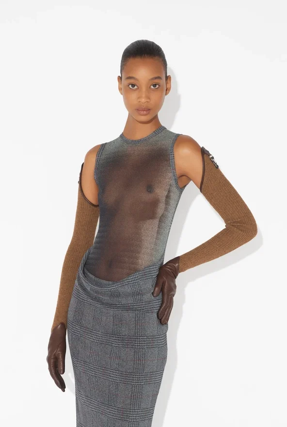 The Long Prince of Wales Dress The Long Prince of Wales Dress