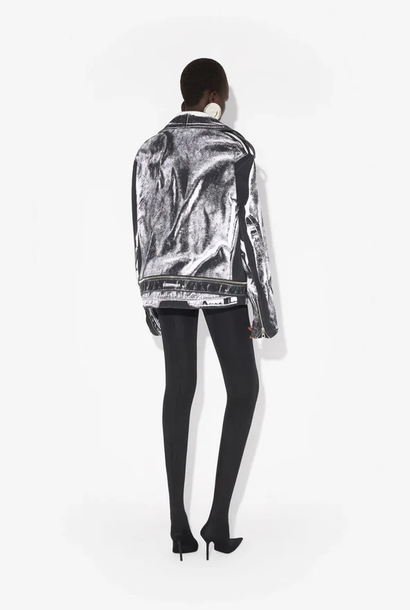 The Trompe-L’œIl Perfecto The Trompe-L’œIl Perfecto