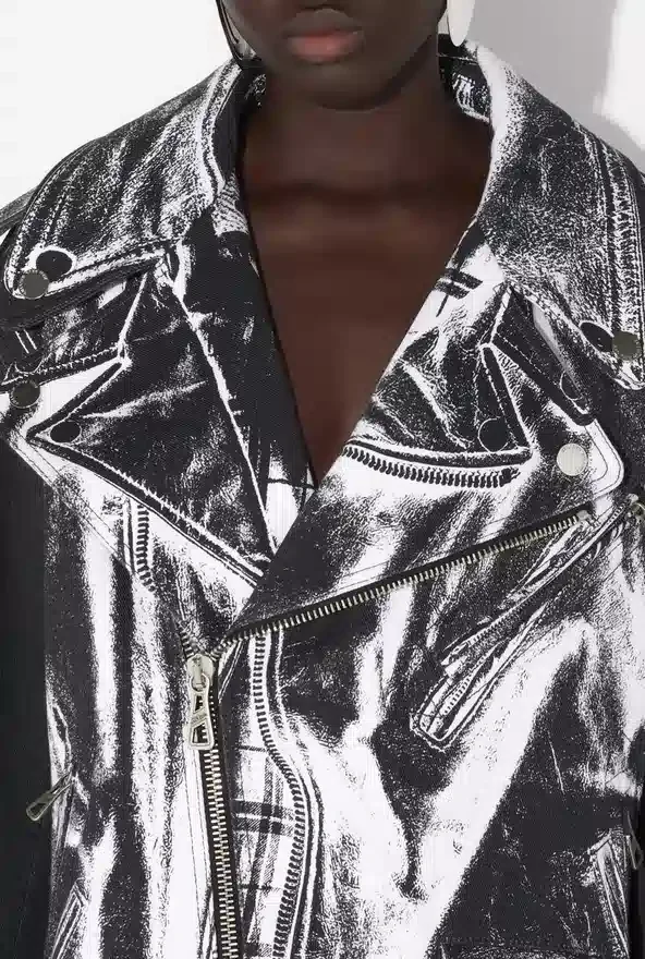 The Trompe-L’œIl Perfecto The Trompe-L’œIl Perfecto